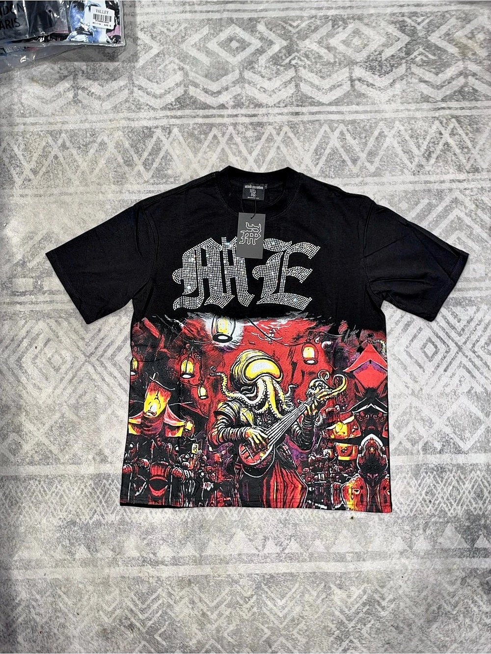 mixed emotions Rhinestone Graphic Tee in Black & Red Size Large NWT